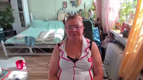 Flowerlower online show from July 28, 2026, 12:48 pm