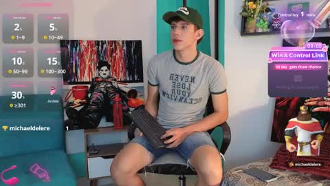 flowers109 online show from April 5, 2026, 10:40 pm