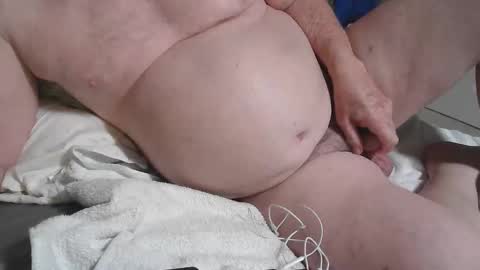 FLshowman online show from April 19, 2026, 1:49 am