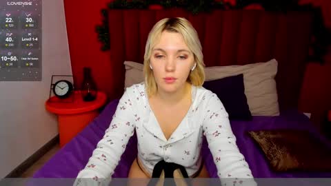 Monica online show from January 3, 2025, 1:36 pm