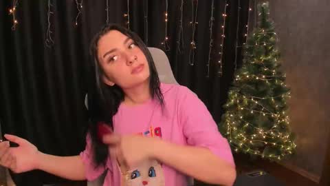 Lina online show from December 15, 2025, 2:16 am