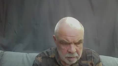 Snapshot of flutto chatting on May 30, 2026, 4:04 pm flutto online show from May 30, 2026, 4:04 pm