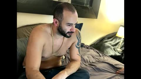 FlyerStud Mtl online show from February 22, 2026, 2:45 am