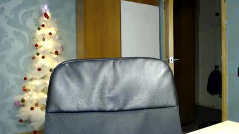 Molli  Ready for any play with you. Hottest show in pvt  Help a student earn big tokens  online show from January 25, 2025, 12:27 am