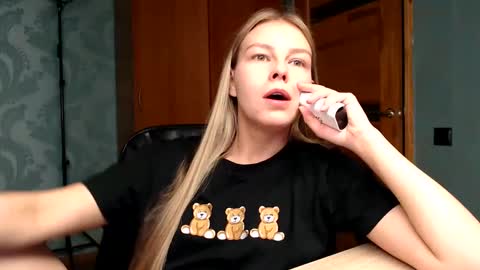 Molli  Ready for any play with you. Hottest show in pvt  Help a student earn big tokens  online show from February 10, 2025, 6:56 pm