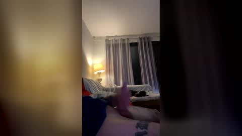 fogoso37 online show from April 12, 2026, 5:56 am