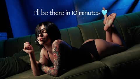 folinskaayaa online show from April 8, 2026, 6:35 am