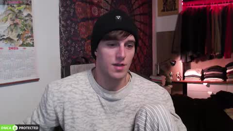 Snapshot of folleti7 chatting on December 2, 2025, 7:47 am Folleti online show from December 2, 2025, 7:47 am