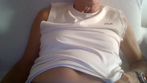 folletto1 online show from September 17, 2025, 10:06 am