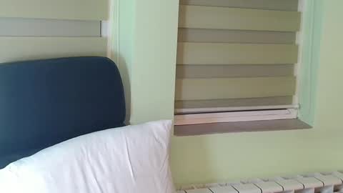 Snapshot of followknight chatting on December 4, 2024, 3:43 pm independent model online show from December 4, 2024, 3:43 pm