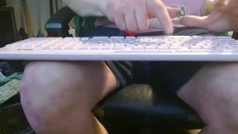 Fooman1007 online show from April 7, 2026, 11:59 pm