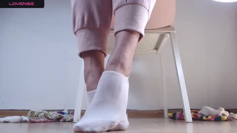 Snapshot of foot_goddes_ chatting on December 24, 2024, 7:17 am Sandy online show from December 24, 2024, 7:17 am