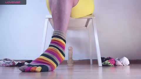Snapshot of foot_goddes_ chatting on January 16, 2025, 6:56 am Sandy online show from January 16, 2025, 6:56 am