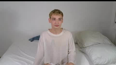 Snapshot of forever_eren chatting on February 6, 2026, 4:54 pm forever_eren online show from February 6, 2026, 4:54 pm