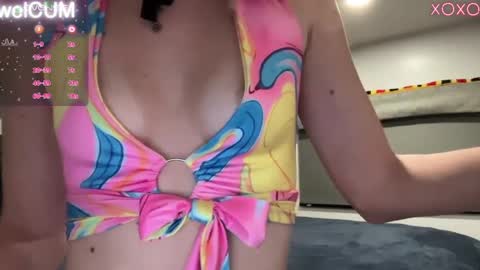 Snapshot of foreverkinkyy chatting on February 28, 2025, 1:37 am Elaine online show from February 28, 2025, 1:37 am