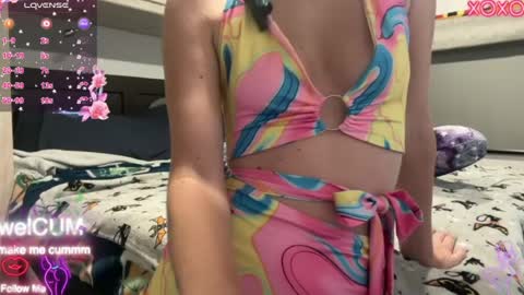 Elaine online show from July 15, 2026, 5:18 pm
