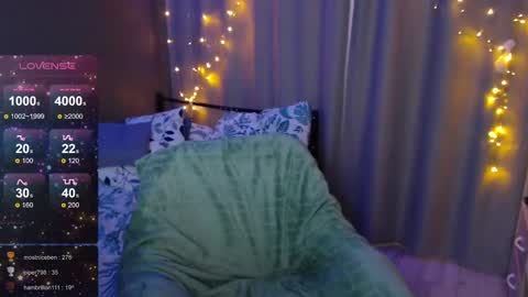 Julia online show from December 20, 2024, 4:53 am