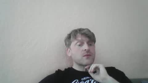 forgotten_lover online show from April 24, 2026, 8:39 am