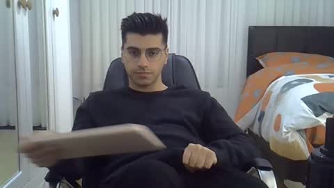 Snapshot of fortiori8 chatting on November 15, 2025, 8:05 pm fortiori8 online show from November 15, 2025, 8:05 pm