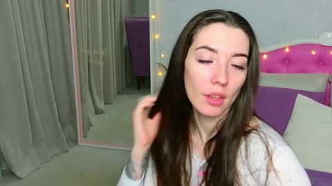 Snapshot of foryoureyesonly__ chatting on November 13, 2025, 1:26 am Lily online show from November 13, 2025, 1:26 am