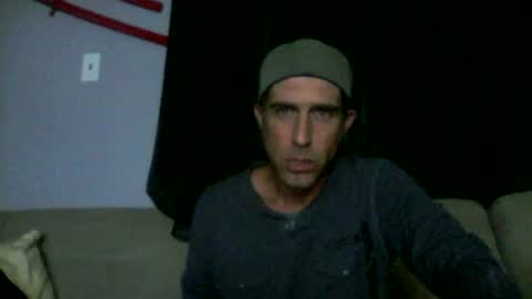 Snapshot of fouraide42 chatting on June 15, 2026, 2:58 am fouraide42 online show from June 15, 2026, 2:58 am