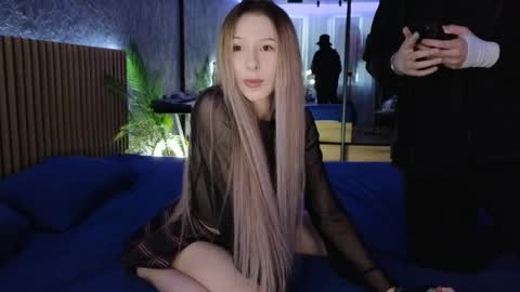 Snapshot of fox_eyesavage chatting on May 6, 2026, 12:10 pm Karina and online show from May 6, 2026, 12:10 pm