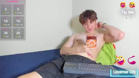 fox_prince_ online show from July 17, 2026, 3:13 am