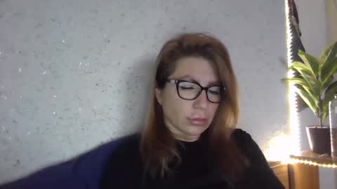 Snapshot of fox_red_lady7 chatting on February 9, 2025, 7:49 am fox_red_lady7 online show from February 9, 2025, 7:49 am