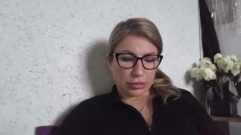 fox_red_lady7 online show from February 5, 2026, 9:58 am