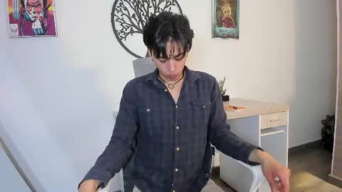 Snapshot of fox_white_ chatting on July 3, 2026, 6:58 pm . FOX WHITE . online show from July 3, 2026, 6:58 pm