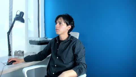 Snapshot of fox_white_ chatting on July 6, 2026, 7:05 pm . FOX WHITE . online show from July 6, 2026, 7:05 pm
