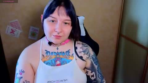 Snapshot of foxgirlandmerguis chatting on July 20, 2026, 8:17 am Belinda online show from July 20, 2026, 8:17 am