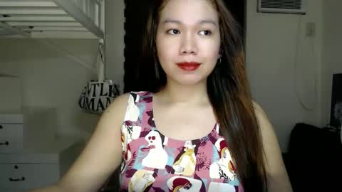 Snapshot of foxieeealona chatting on October 12, 2025, 9:47 pm Alicia Baby online show from October 12, 2025, 9:47 pm