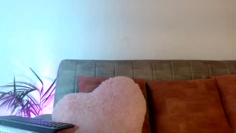 Katty online show from March 11, 2026, 5:02 am