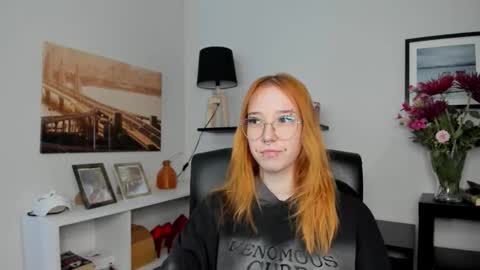 Sonya online show from May 18, 2026, 5:24 am