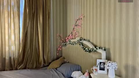 Petra online show from March 22, 2026, 1:03 pm