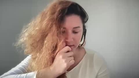 foxy_and_classy online show from April 26, 2026, 2:15 pm