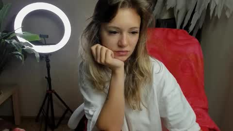 Snapshot of foxy_blond chatting on September 26, 2025, 12:14 am Foxy online show from September 26, 2025, 12:14 am