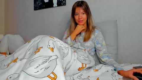 Snapshot of foxy_blond chatting on November 5, 2025, 1:16 am Foxy online show from November 5, 2025, 1:16 am