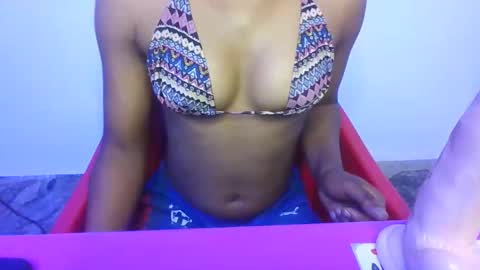 foxy_candy01 online show from February 10, 2026, 6:39 am