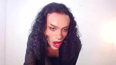 Ella online show from September 20, 2025, 4:08 pm