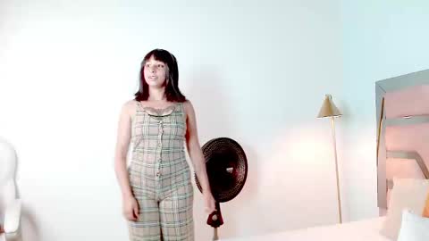 Snapshot of foxy_lexy chatting on February 6, 2025, 6:56 pm foxy_lexy online show from February 6, 2025, 6:56 pm