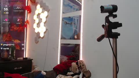 Snapshot of foxy_pet2 chatting on March 6, 2025, 2:41 am my name is Sofhia but you can call me any name you like Sir online show from March 6, 2025, 2:41 am