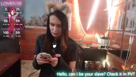 Snapshot of foxy_pet2 chatting on October 31, 2025, 10:00 pm my name is Sofhia but you can call me any name you like Sir online show from October 31, 2025, 10:00 pm