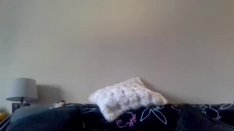 foxyfang online show from March 2, 2025, 1:16 pm