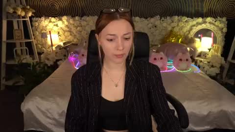 Maya online show from May 13, 2026, 12:35 pm