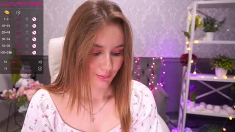 Kate online show from December 8, 2024, 10:19 am