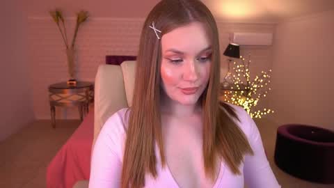 Kate online show from April 7, 2026, 9:04 pm