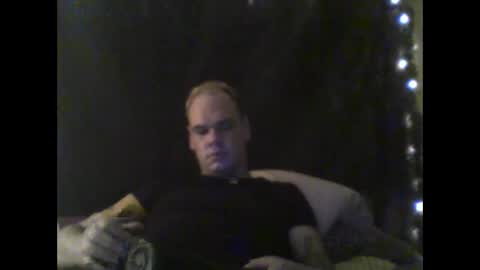 fr3akyj online show from December 19, 2025, 9:16 am