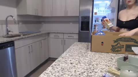 Snapshot of fragilemasochist chatting on January 30, 2025, 4:13 pm Angel online show from January 30, 2025, 4:13 pm